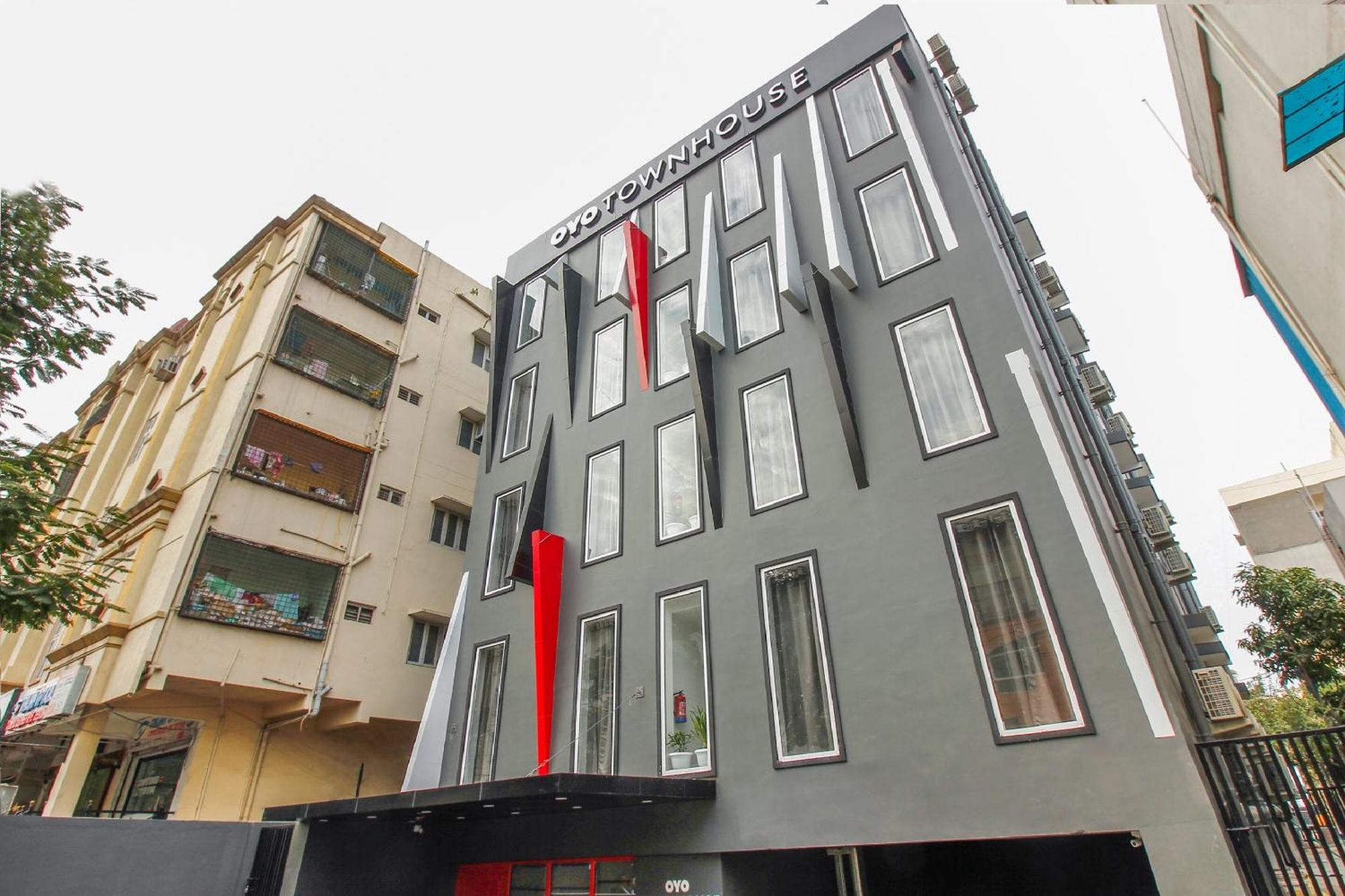 Townhouse White Ridge Shivam Road Hotel Lālāguda Buitenkant foto